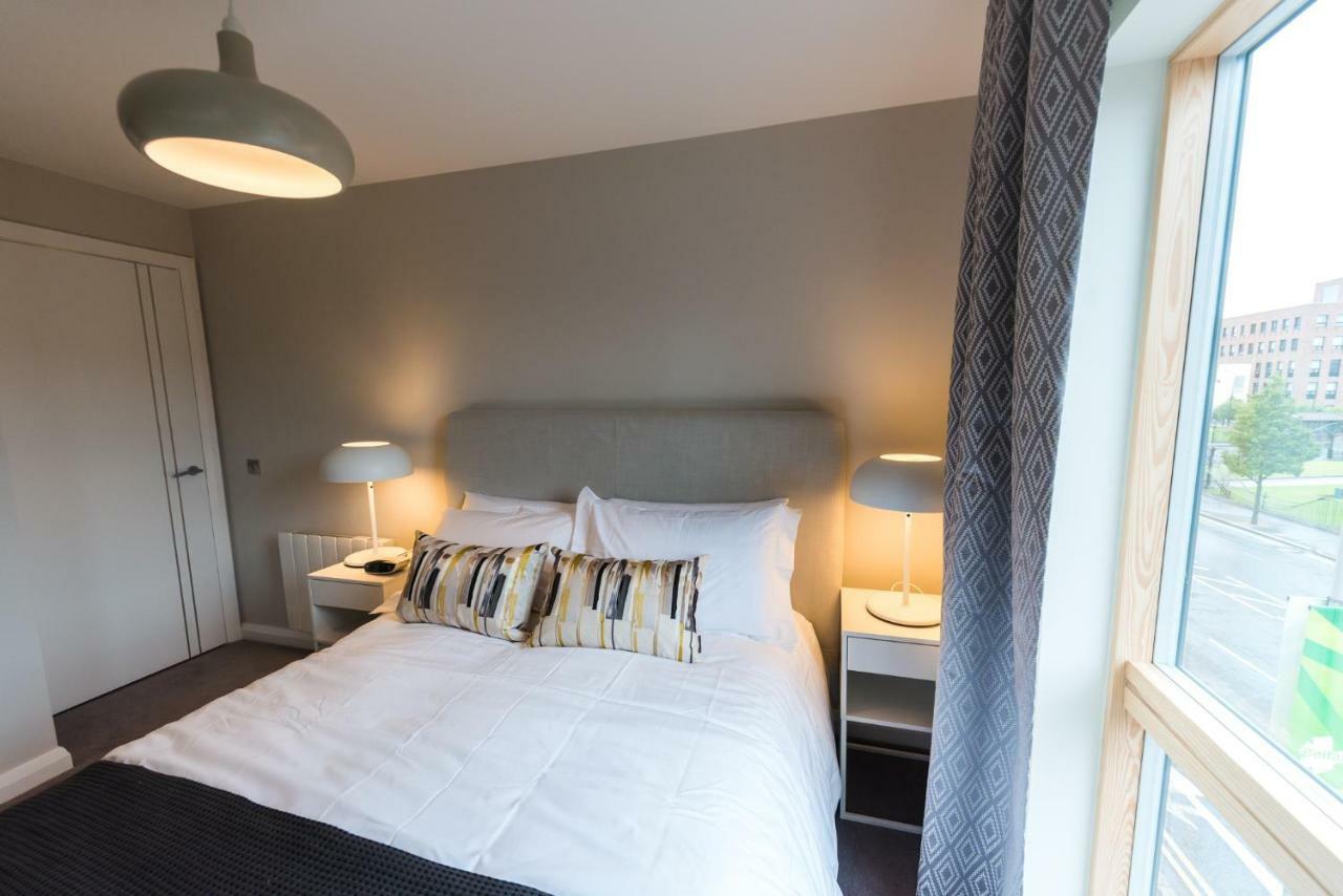 5 Star Brand New City Centre Apartment Belfast Extérieur photo