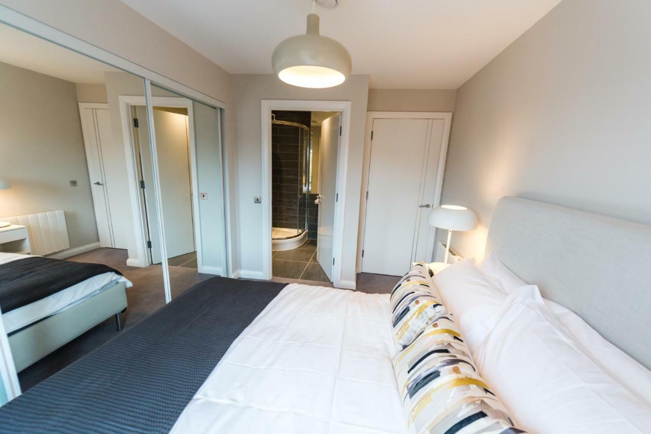 5 Star Brand New City Centre Apartment Belfast Extérieur photo