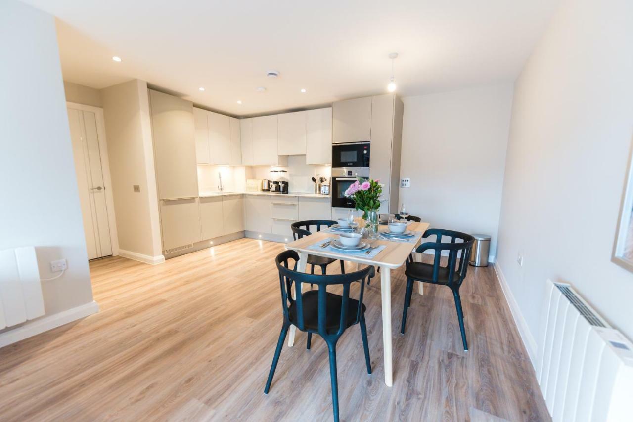 5 Star Brand New City Centre Apartment Belfast Extérieur photo
