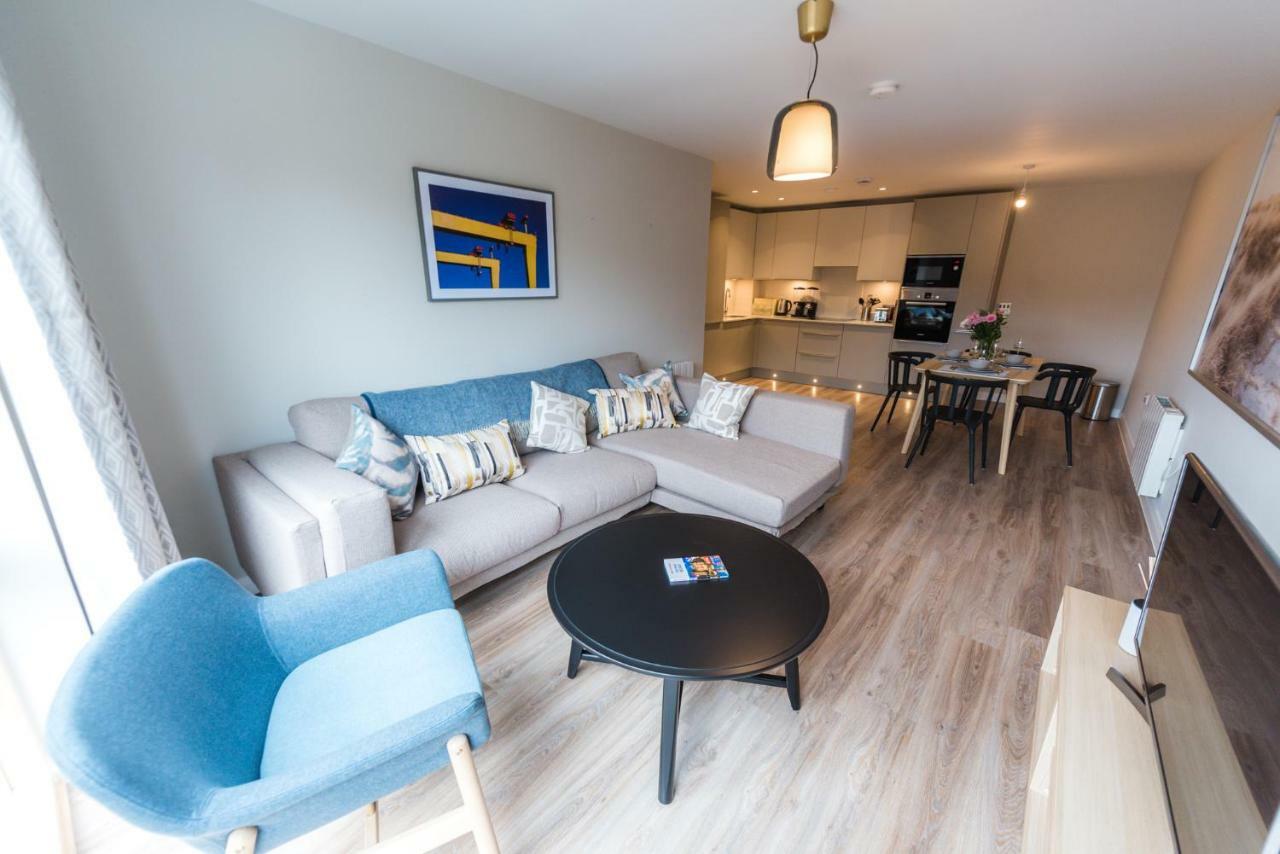 5 Star Brand New City Centre Apartment Belfast Extérieur photo